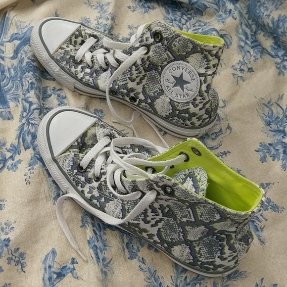 snake print converse uk